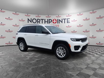 New 2025 Jeep Grand Cherokee Laredo X w/ Trailer Tow Package