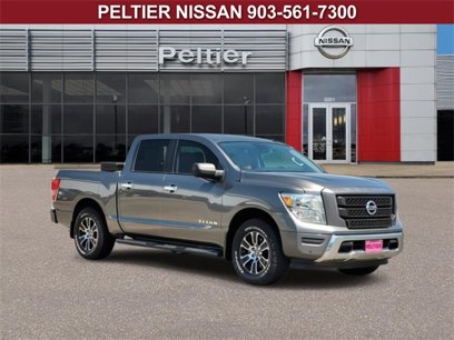 Used 2021 Nissan Titan SV w/ SV Convenience Package