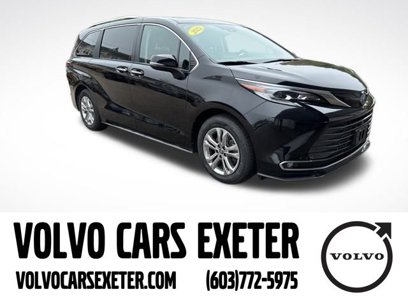 Used 2022 Toyota Sienna Platinum