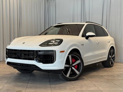 New 2025 Porsche Cayenne Turbo