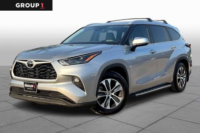 Used 2024 Toyota Highlander XLE