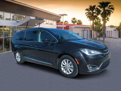 Used 2018 Chrysler Pacifica Touring-L Plus