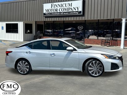 Used 2024 Nissan Altima 2.5 SL