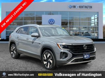 Certified 2025 Volkswagen Atlas Cross Sport SE w/ Panoramic Sunroof Package