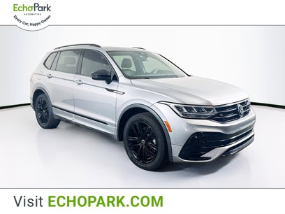 Used 2022 Volkswagen Tiguan SE R-Line