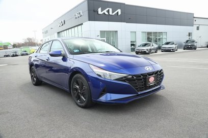 Used 2021 Hyundai Elantra SEL w/ Preferred Accessory Package