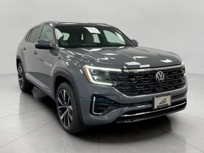 New 2025 Volkswagen Atlas Cross Sport SEL Premium R-Line