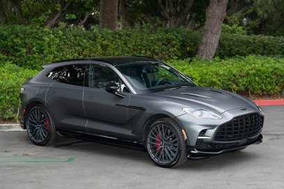 Used 2025 Aston Martin DBX 707