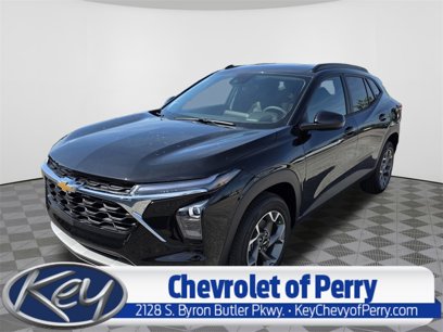 New 2025 Chevrolet Trax LT w/ Driver Confidence Package