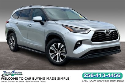 Used 2023 Toyota Highlander XLE