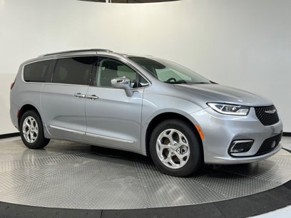 Used 2021 Chrysler Pacifica Limited