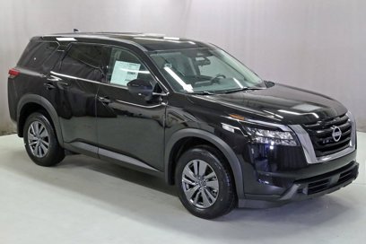 New 2025 Nissan Pathfinder S