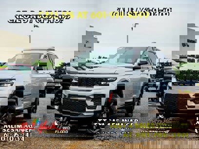 New 2025 Jeep Grand Cherokee Altitude