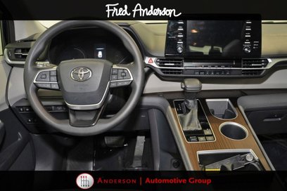 Used 2021 Toyota Sienna LE
