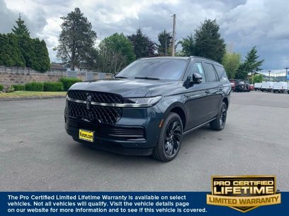 New 2025 Lincoln Navigator Reserve w/ Jet Appearance Package