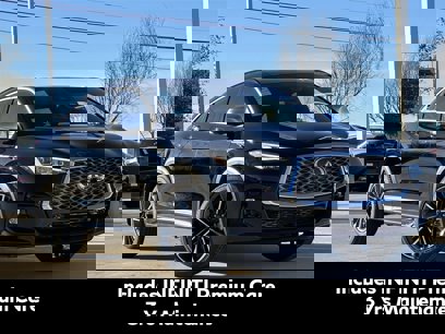 New 2025 INFINITI QX55 Essential w/ Accent Package