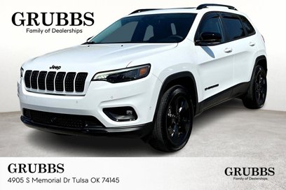 Used 2023 Jeep Cherokee Altitude Lux w/ Lux Elite Package
