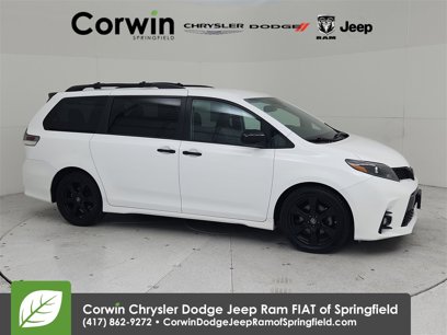 Used 2020 Toyota Sienna SE