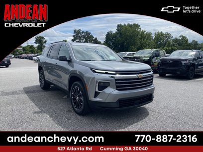 New 2025 Chevrolet Traverse LT w/ Sun and Wheel Package