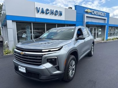 New 2025 Chevrolet Traverse LT w/ Driver Confidence Package