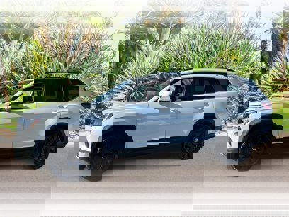 New 2025 Volkswagen Atlas SE