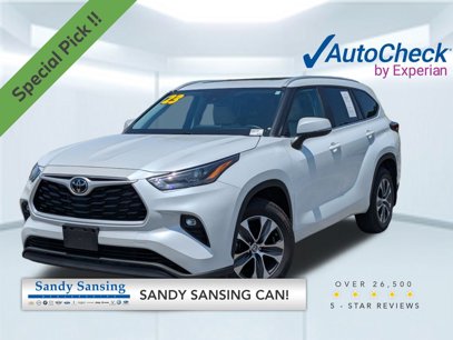 Used 2023 Toyota Highlander XLE