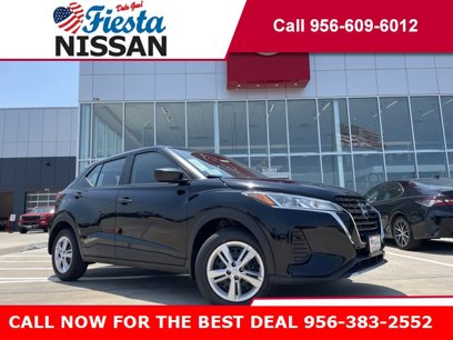 New 2025 Nissan Kicks Play S
