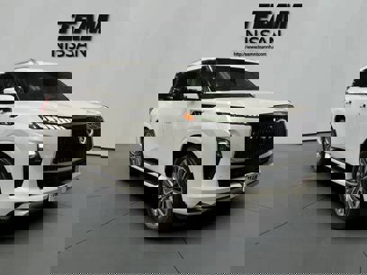 Used 2025 INFINITI QX80 Sensory