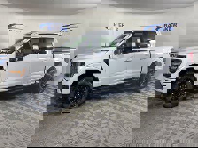 New 2025 Ford F150 XLT w/ Equipment Group 302A MID