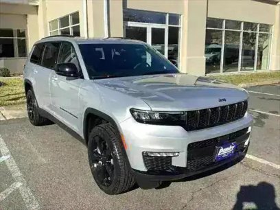 New 2025 Jeep Grand Cherokee L Limited w/ Black Appearance Package