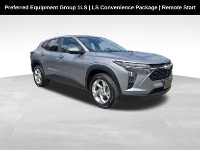 Used 2024 Chevrolet Trax LS w/ LS Convenience Package