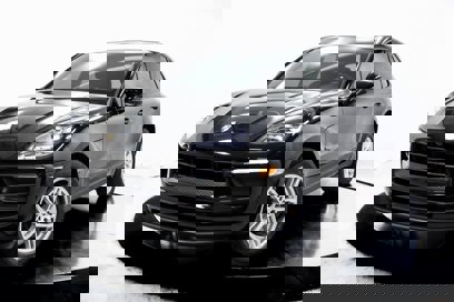 Certified 2022 Porsche Macan