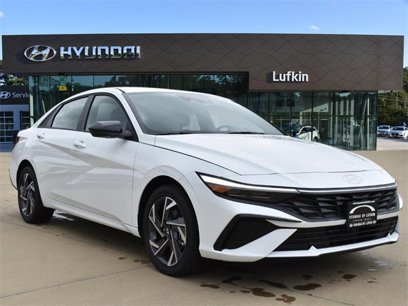 New 2025 Hyundai Elantra SEL w/ Cargo Package