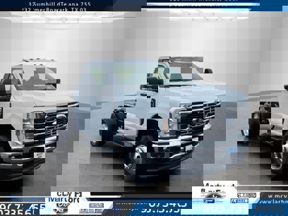 New 2025 Ford F350 XL w/ XL Chrome Package