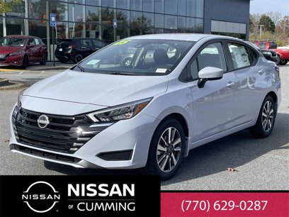 New 2025 Nissan Versa SV w/ Trunk Package