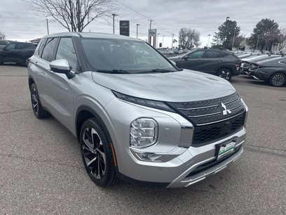 Used 2024 Mitsubishi Outlander SE