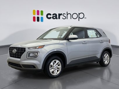 Used 2021 Hyundai Venue SE w/ Cargo Package