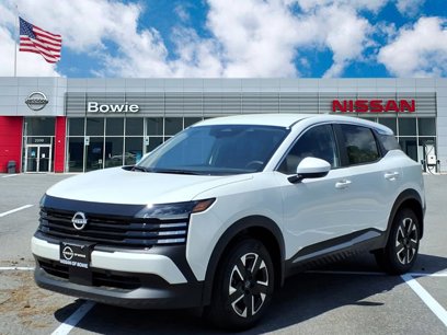 New 2025 Nissan Kicks SV w/ Charging Package