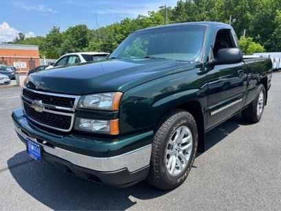 Used 2006 Chevrolet Silverado 1500 LT w/ Light Duty Power Package