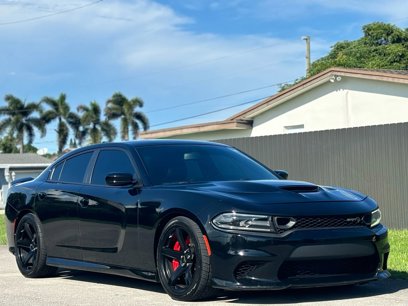 Used 2019 Dodge Charger SRT Hellcat w/ Navigation & Travel Group