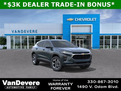 New 2025 Chevrolet Trax LT w/ Sunroof Package