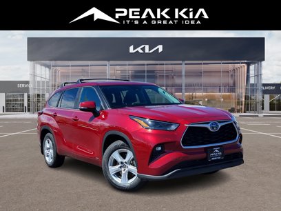 Used 2023 Toyota Highlander LE