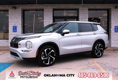 Used 2024 Mitsubishi Outlander SE Black Edition