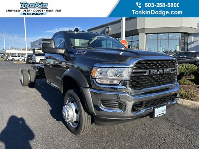 New 2024 RAM 5500 SLT w/ Quick Order Package 2YG SLT