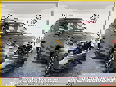New 2025 Toyota Highlander XLE