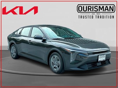 New 2025 Kia K4 LX