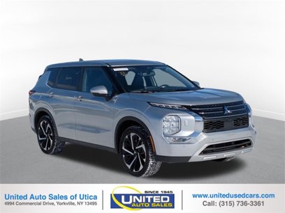 Used 2023 Mitsubishi Outlander SE
