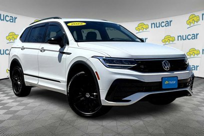 Used 2022 Volkswagen Tiguan SE R-Line