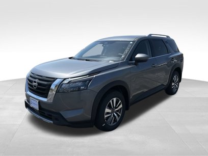 New 2025 Nissan Pathfinder SL w/ Cargo Package