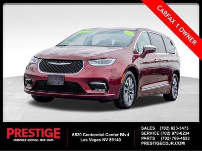 Used 2022 Chrysler Pacifica Limited